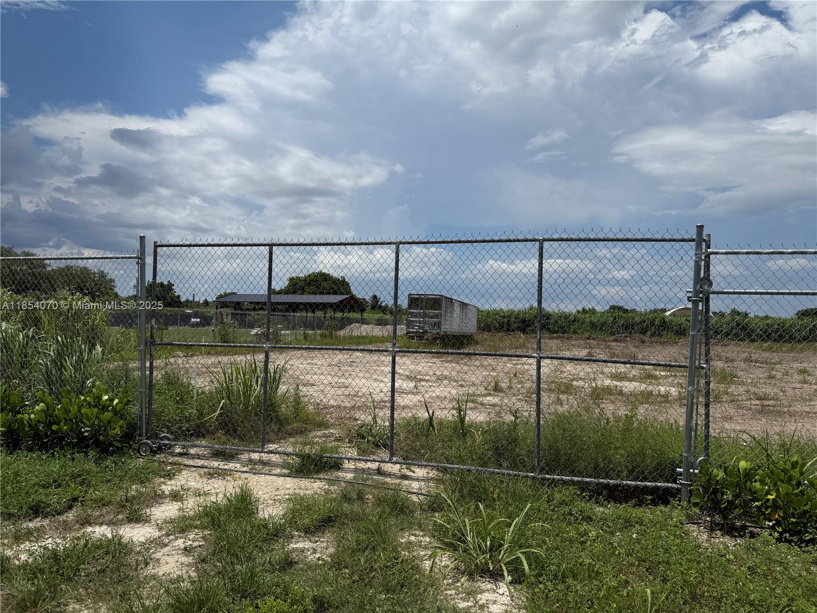 Sw 160th St & Sw 207th Ave