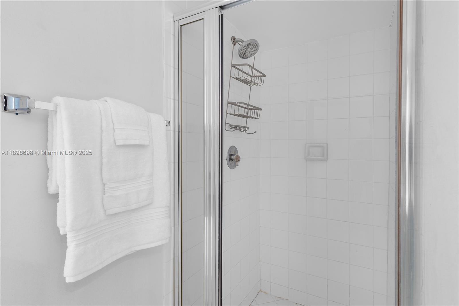 BAYVIEW PLAZA CONDO - Residential Lease