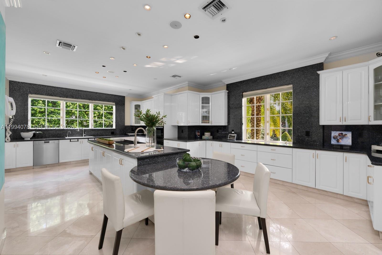 GABLES ESTATES NO 3 - Residential