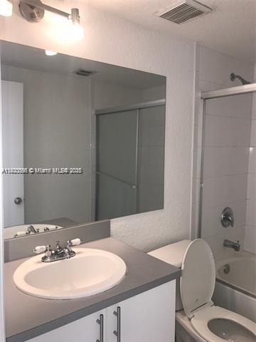 WELWORTH CONDO - Residential Lease