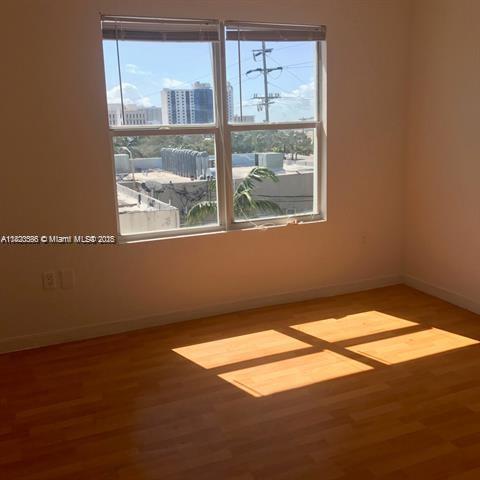 WELWORTH CONDO - Residential Lease