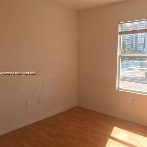 WELWORTH CONDO - Residential Lease