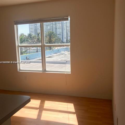 WELWORTH CONDO - Residential Lease