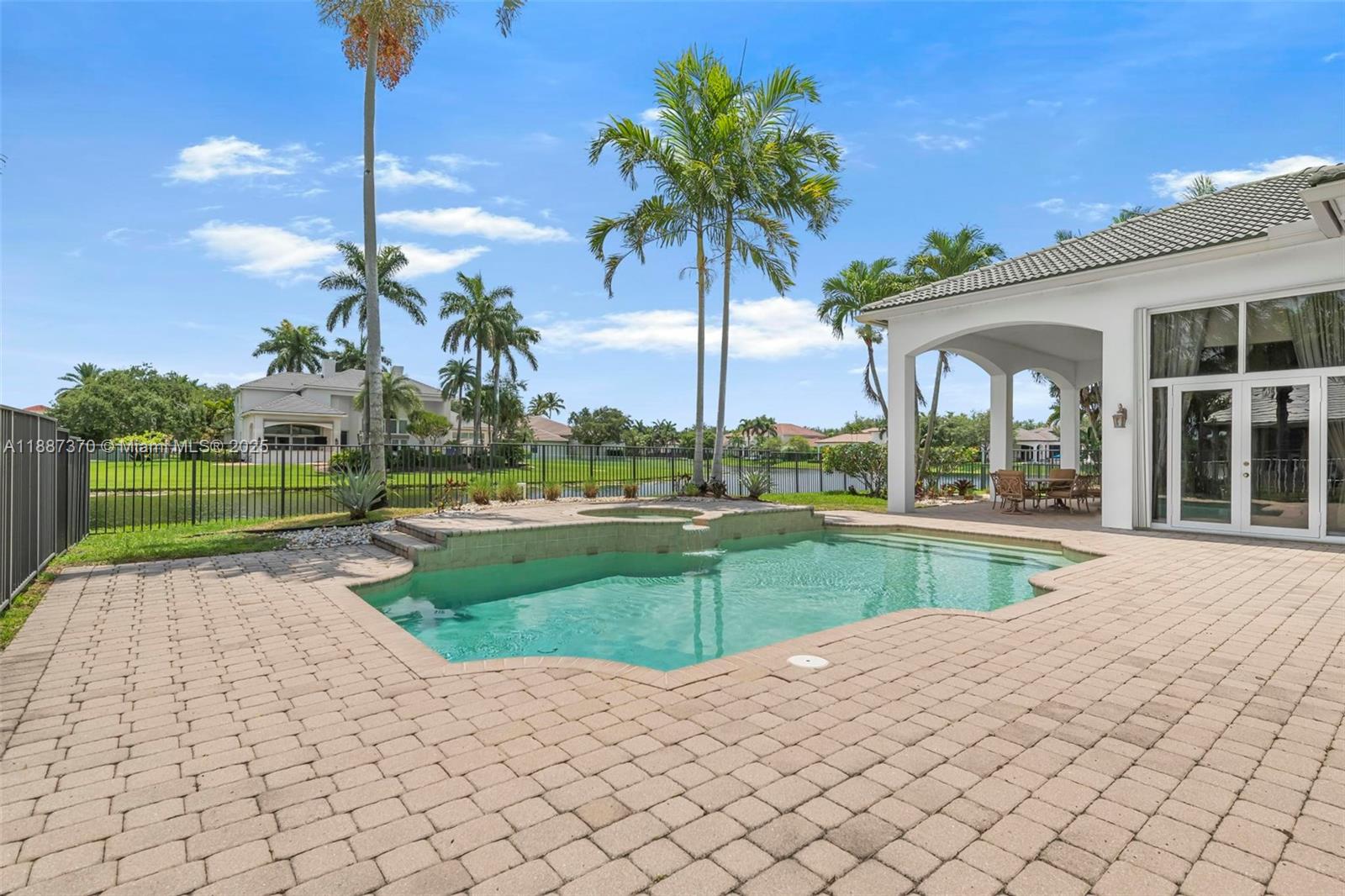 KAPOK GROVE ESTATES - Residential