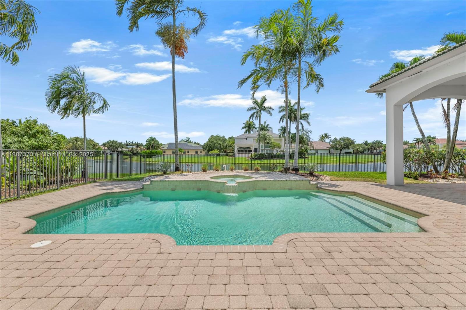 KAPOK GROVE ESTATES - Residential