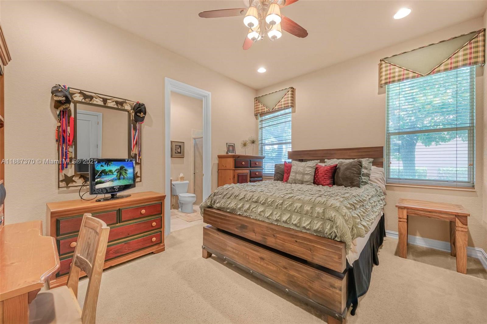 KAPOK GROVE ESTATES - Residential