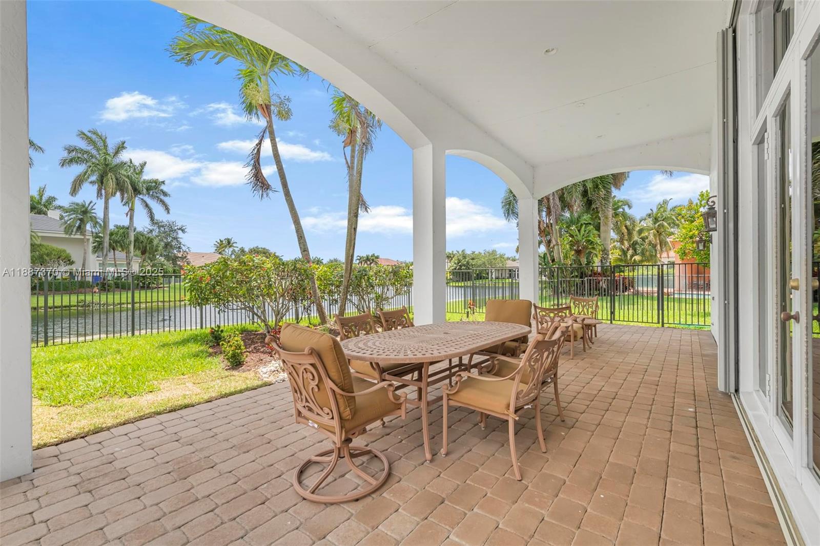 KAPOK GROVE ESTATES - Residential