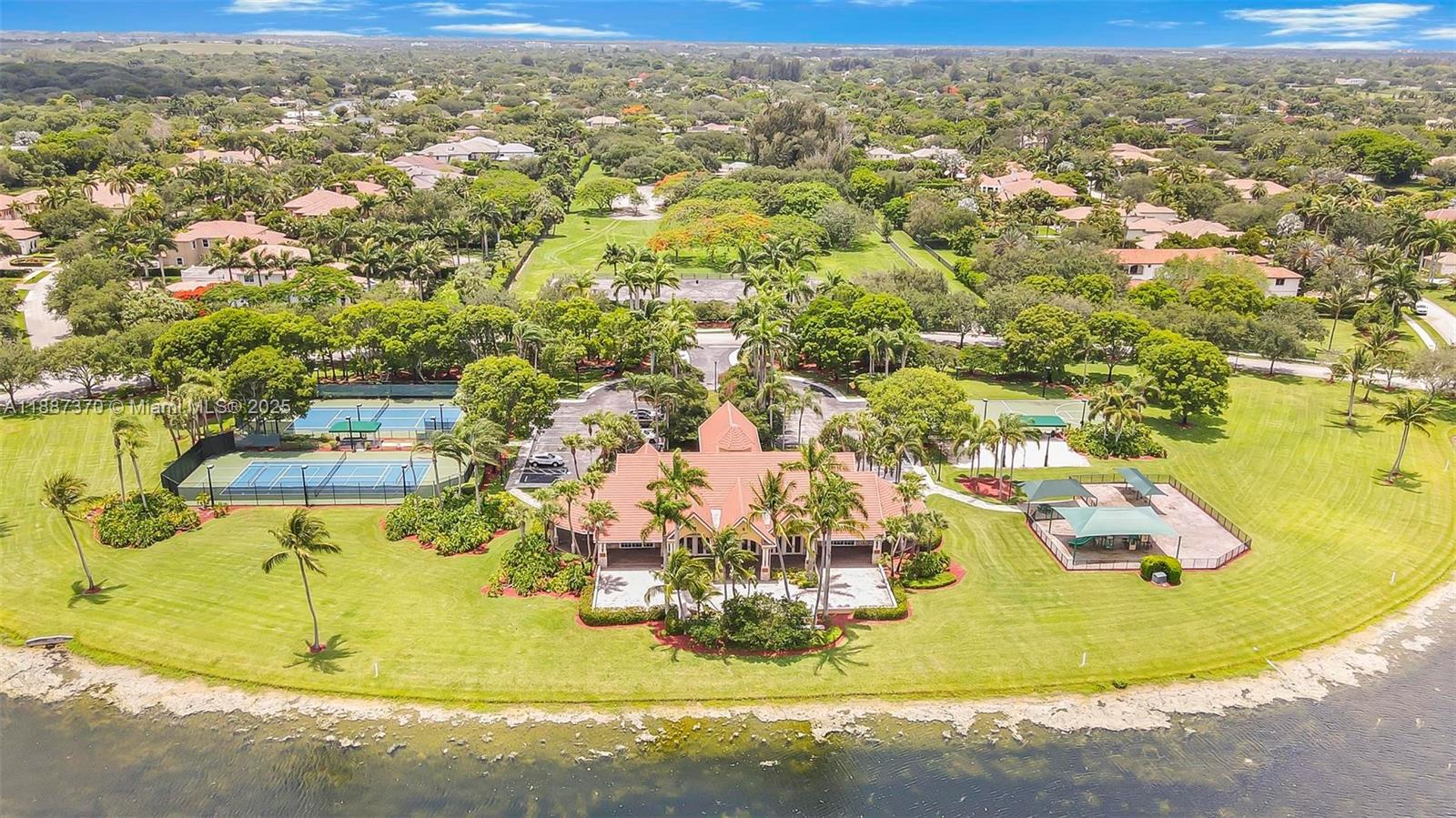 KAPOK GROVE ESTATES - Residential