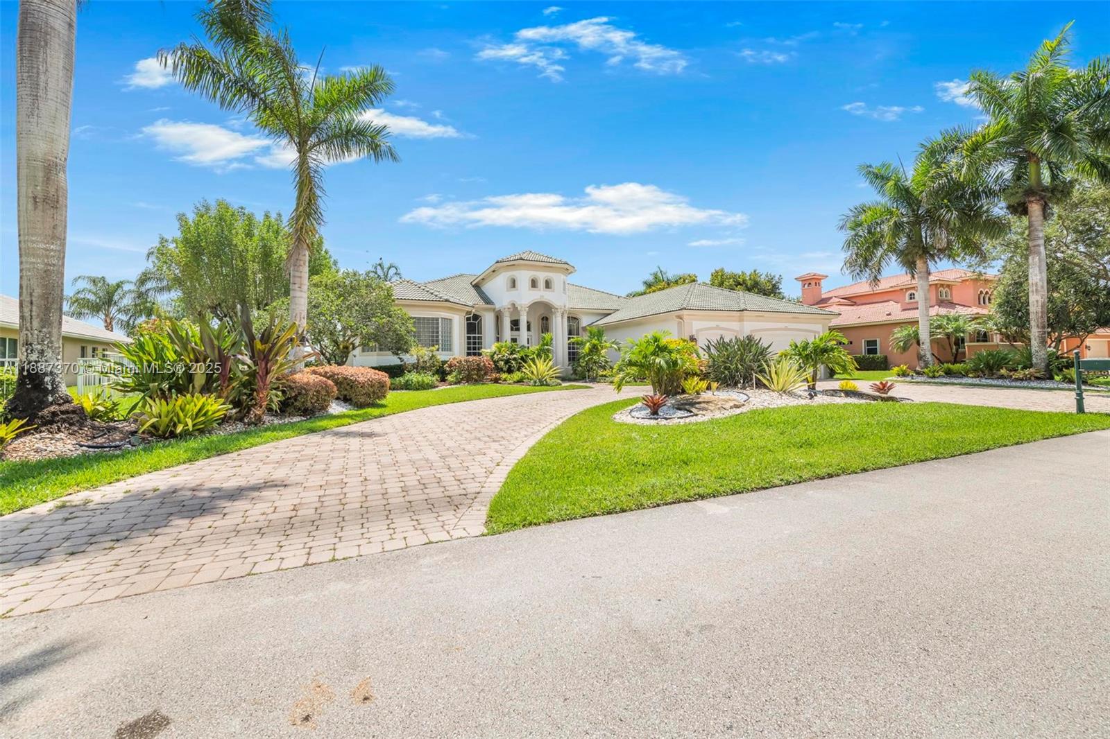 KAPOK GROVE ESTATES - Residential