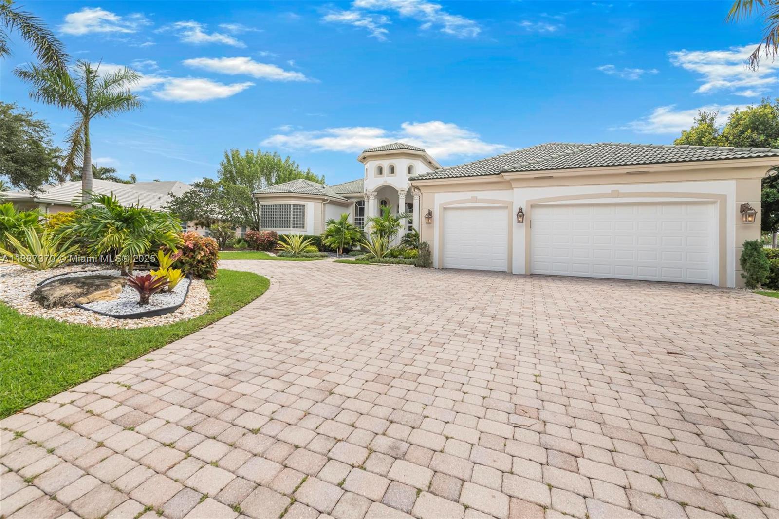 KAPOK GROVE ESTATES - Residential