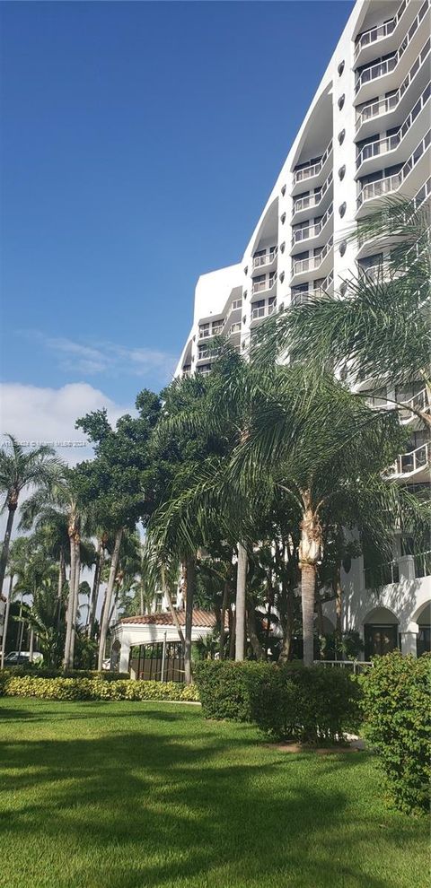 A home in Aventura