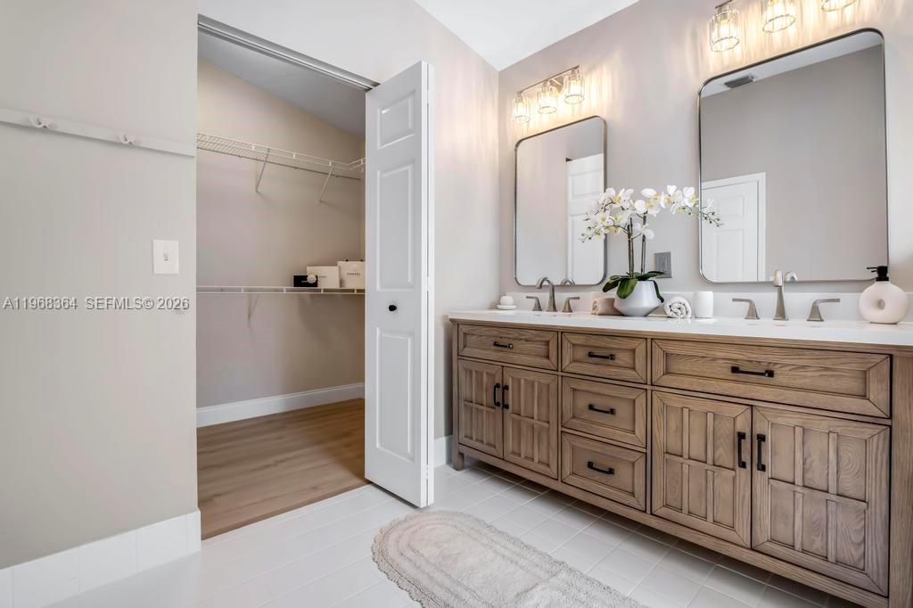 SILVER LAKES PHASE III RE - Residential