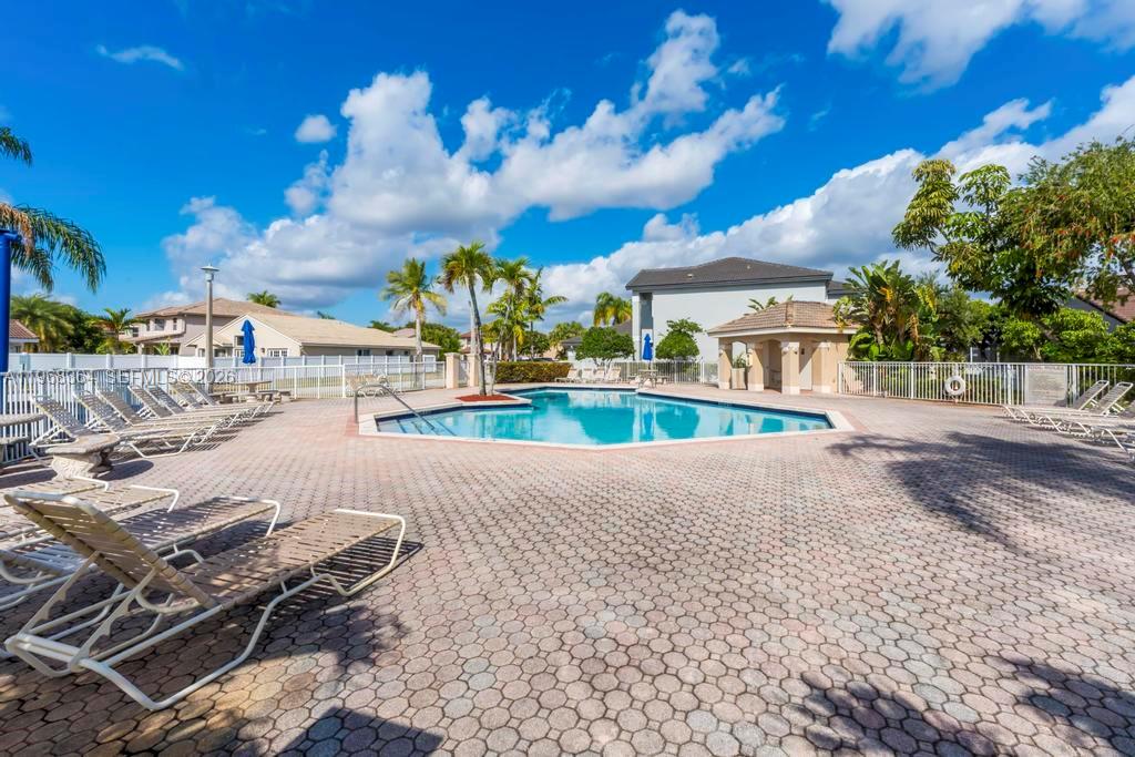 SILVER LAKES PHASE III RE - Residential