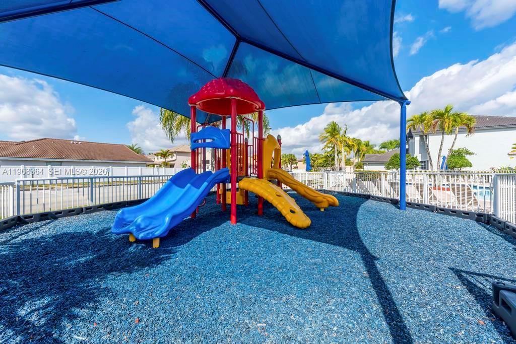 SILVER LAKES PHASE III RE - Residential