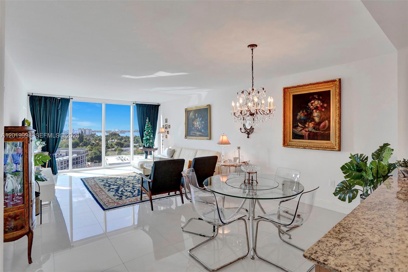 10275 Collins Ave 829