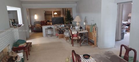 HOME MAX REALTY INTERNATIONAL 2215 Wiley St Hollywood FL 33020