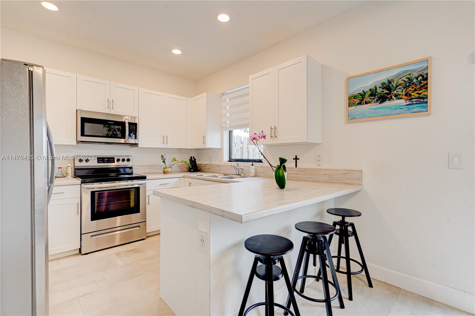 VIA VENTURA NEIGHBORHOOD - Residential