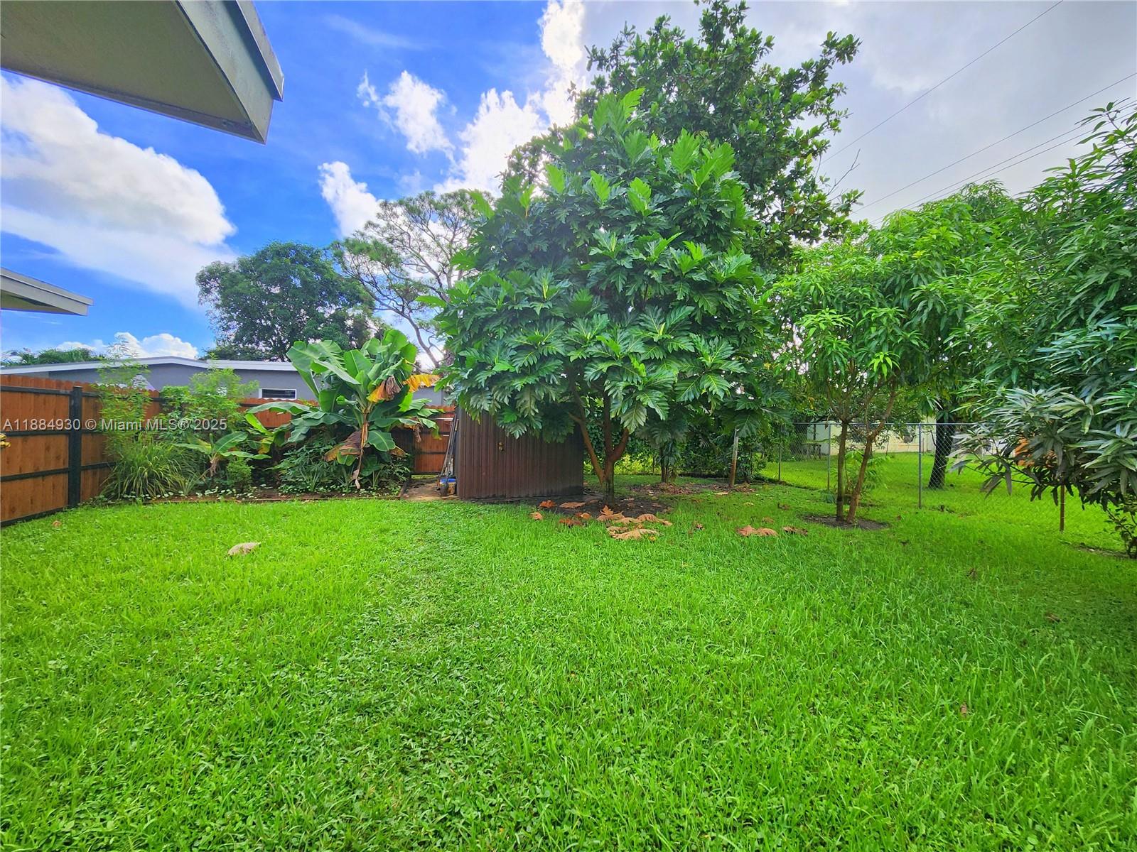 BROWARD ESTATES SEC 1 - Residential