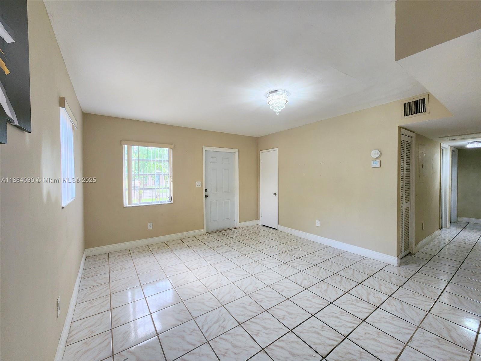 BROWARD ESTATES SEC 1 - Residential