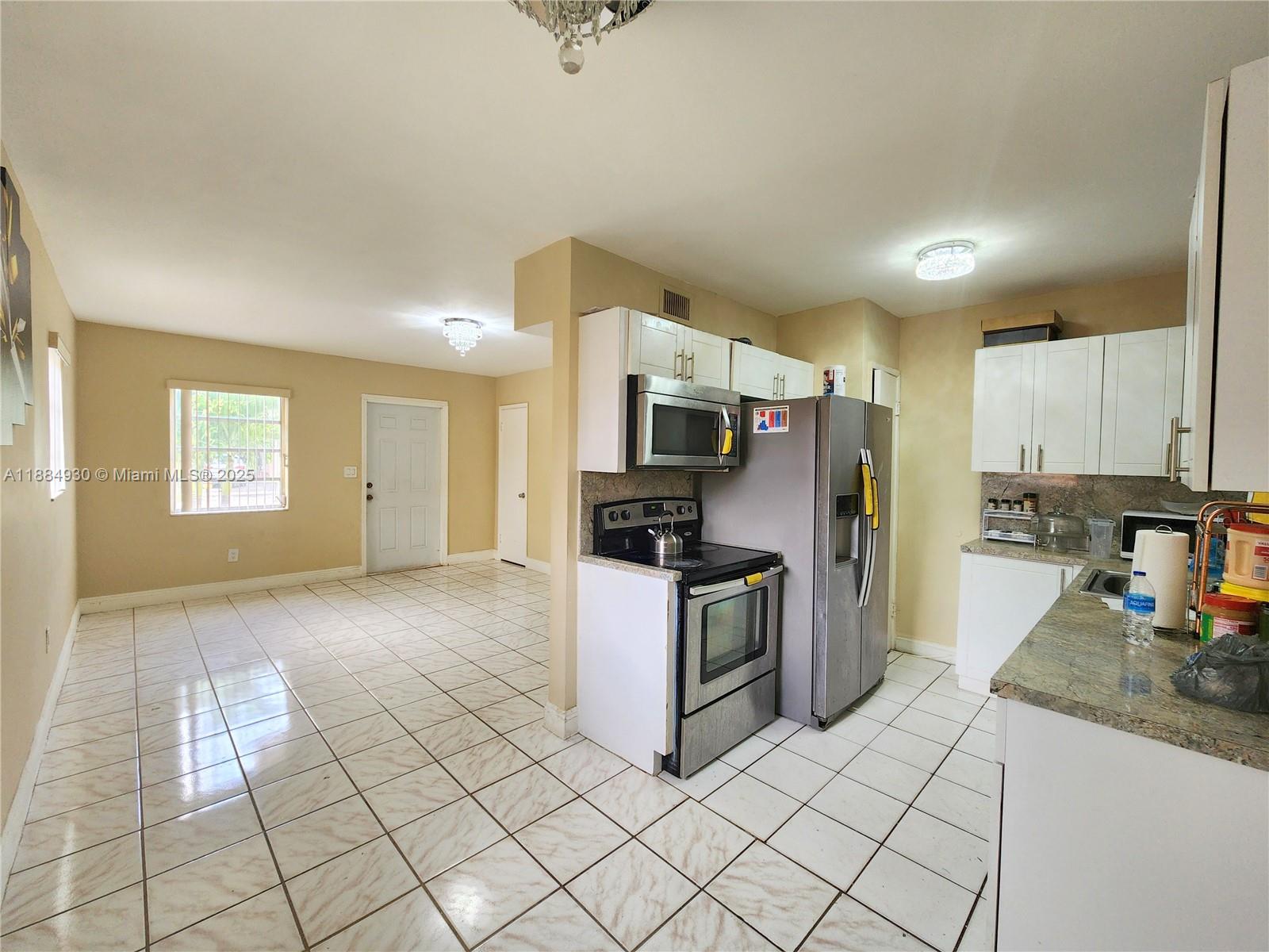 BROWARD ESTATES SEC 1 - Residential