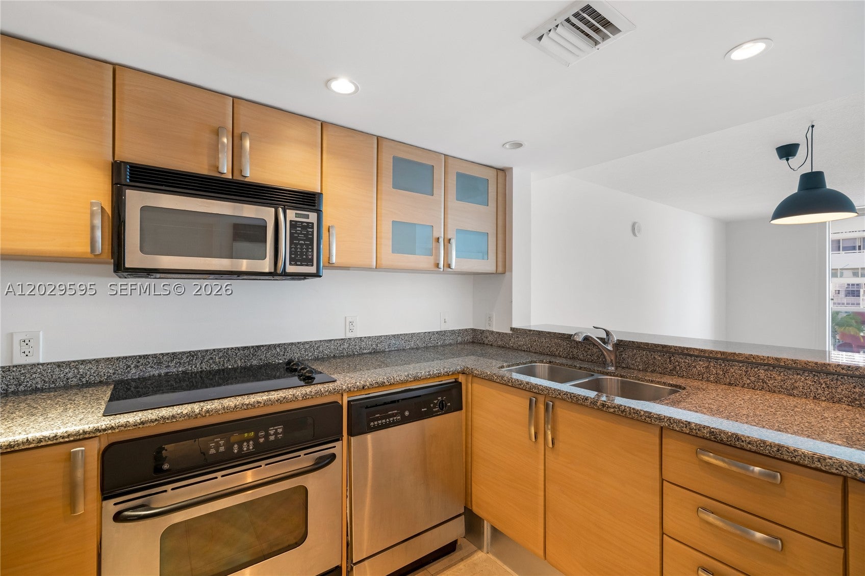 2101 Brickell Ave 1103
