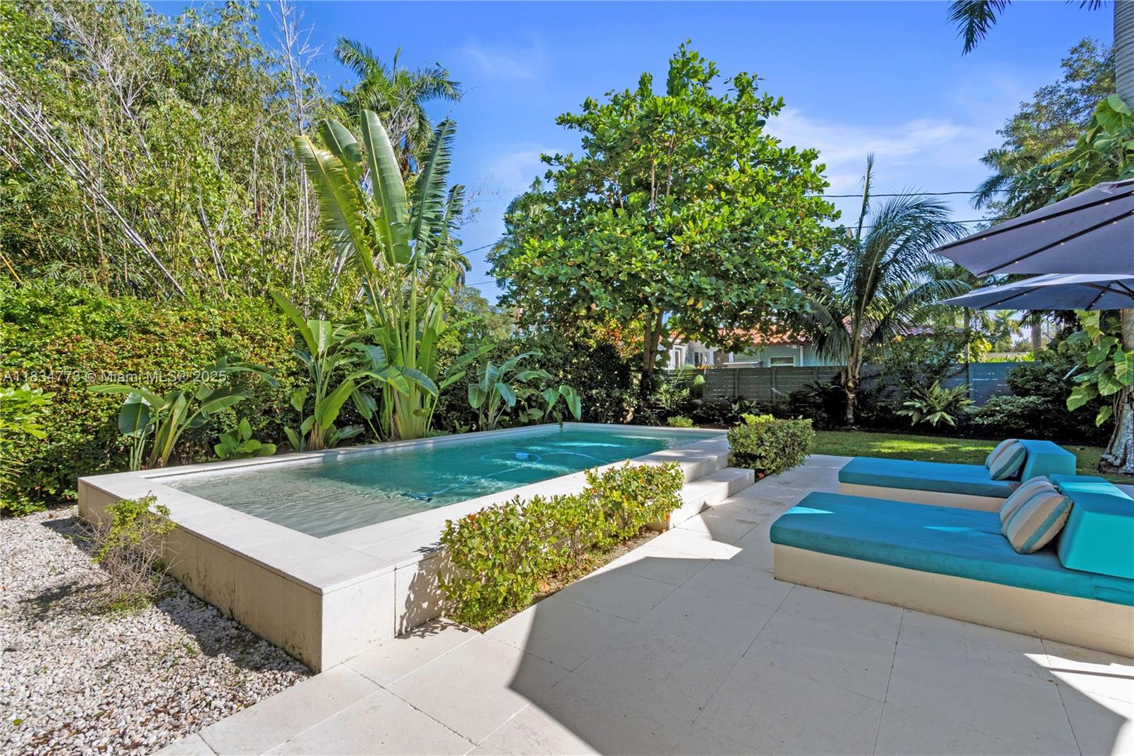 RIVER ESTATES - Residential