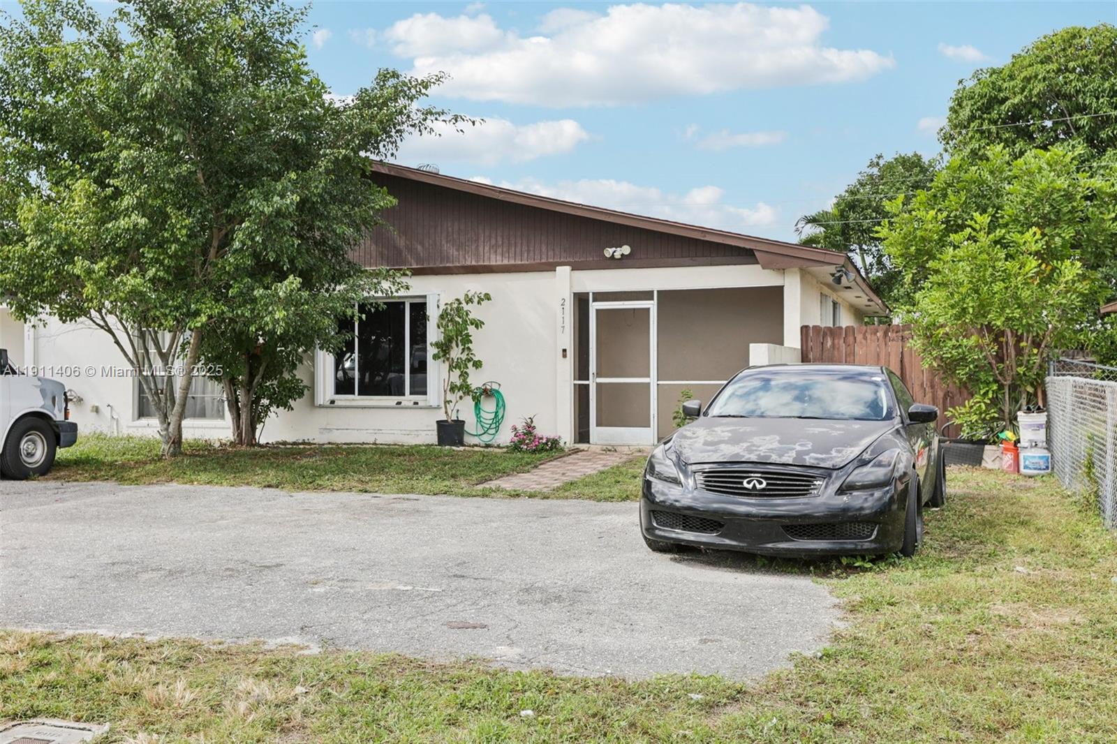 KNOLLWOOD CLUB CONDO - Residential