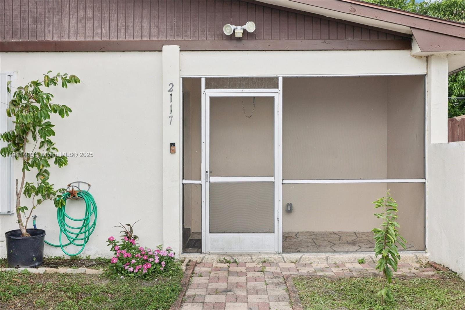 KNOLLWOOD CLUB CONDO - Residential