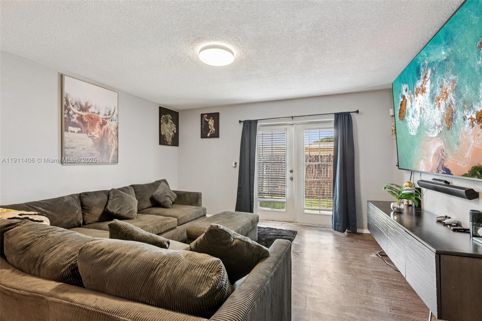 KNOLLWOOD CLUB CONDO - Residential