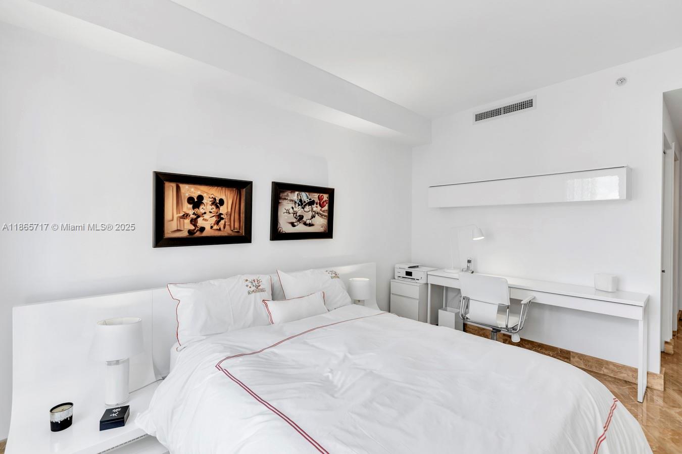 CARBONELL CONDO - Residential