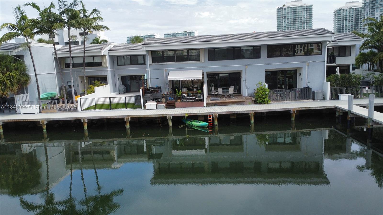 POINCIANA IS YT & RCQ CLU - Residential