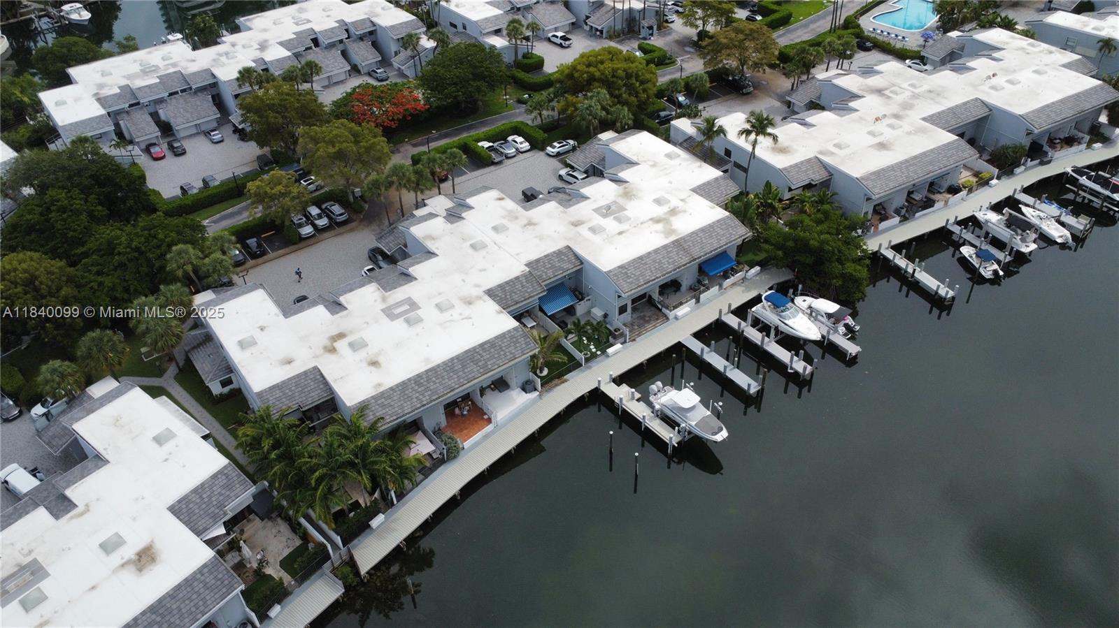 POINCIANA IS YT & RCQ CLU - Residential