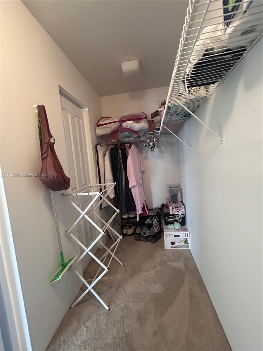 POINCIANA IS YT & RCQ CLU - Residential