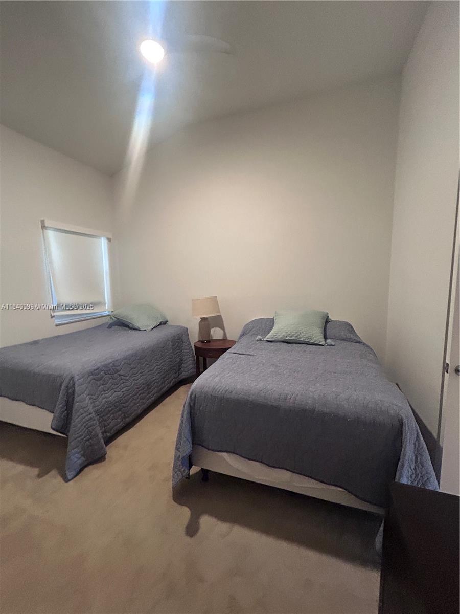 POINCIANA IS YT & RCQ CLU - Residential