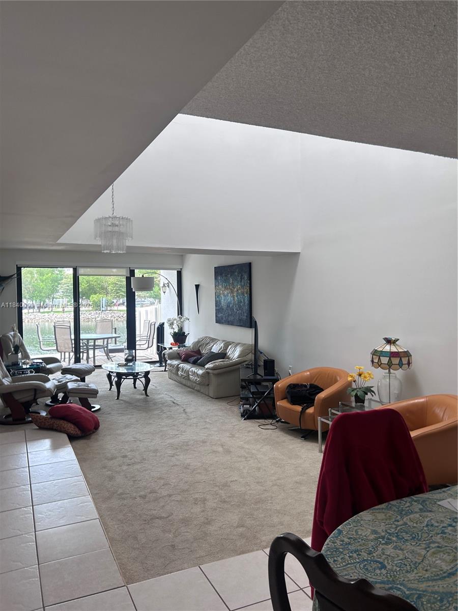 POINCIANA IS YT & RCQ CLU - Residential