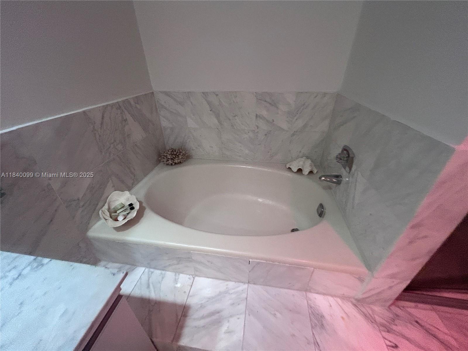 POINCIANA IS YT & RCQ CLU - Residential