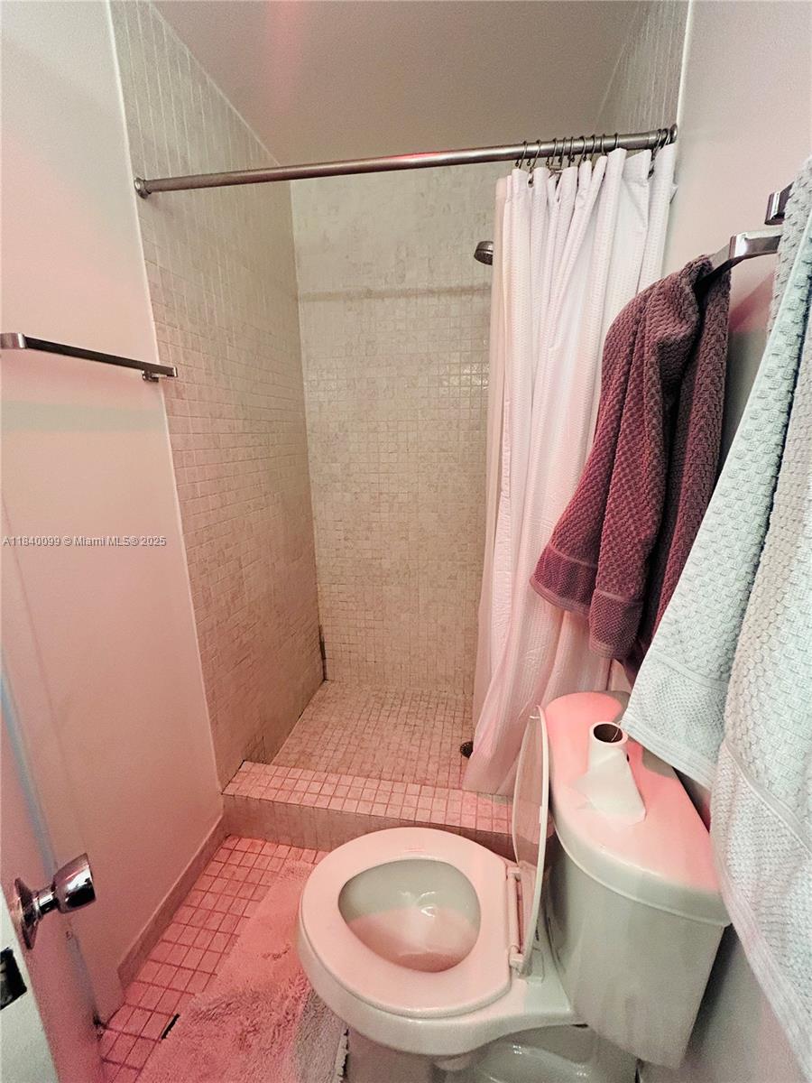 POINCIANA IS YT & RCQ CLU - Residential