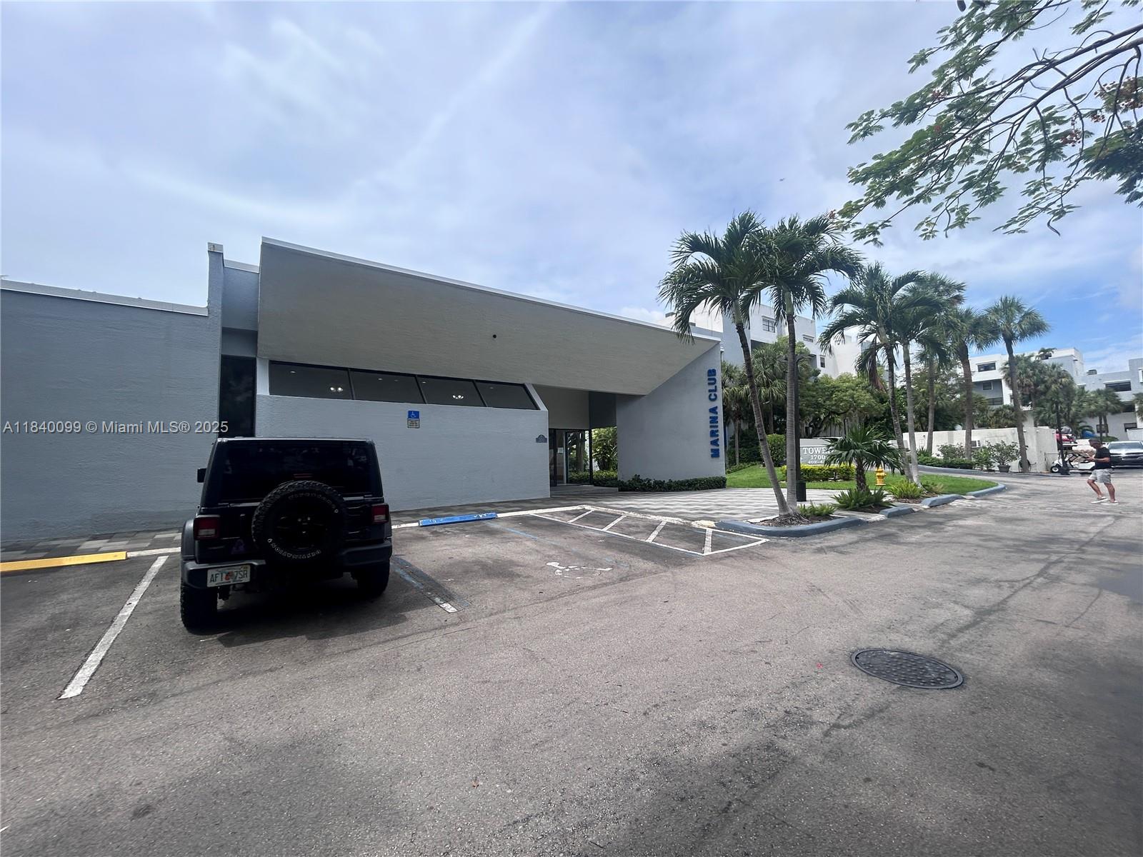 POINCIANA IS YT & RCQ CLU - Residential