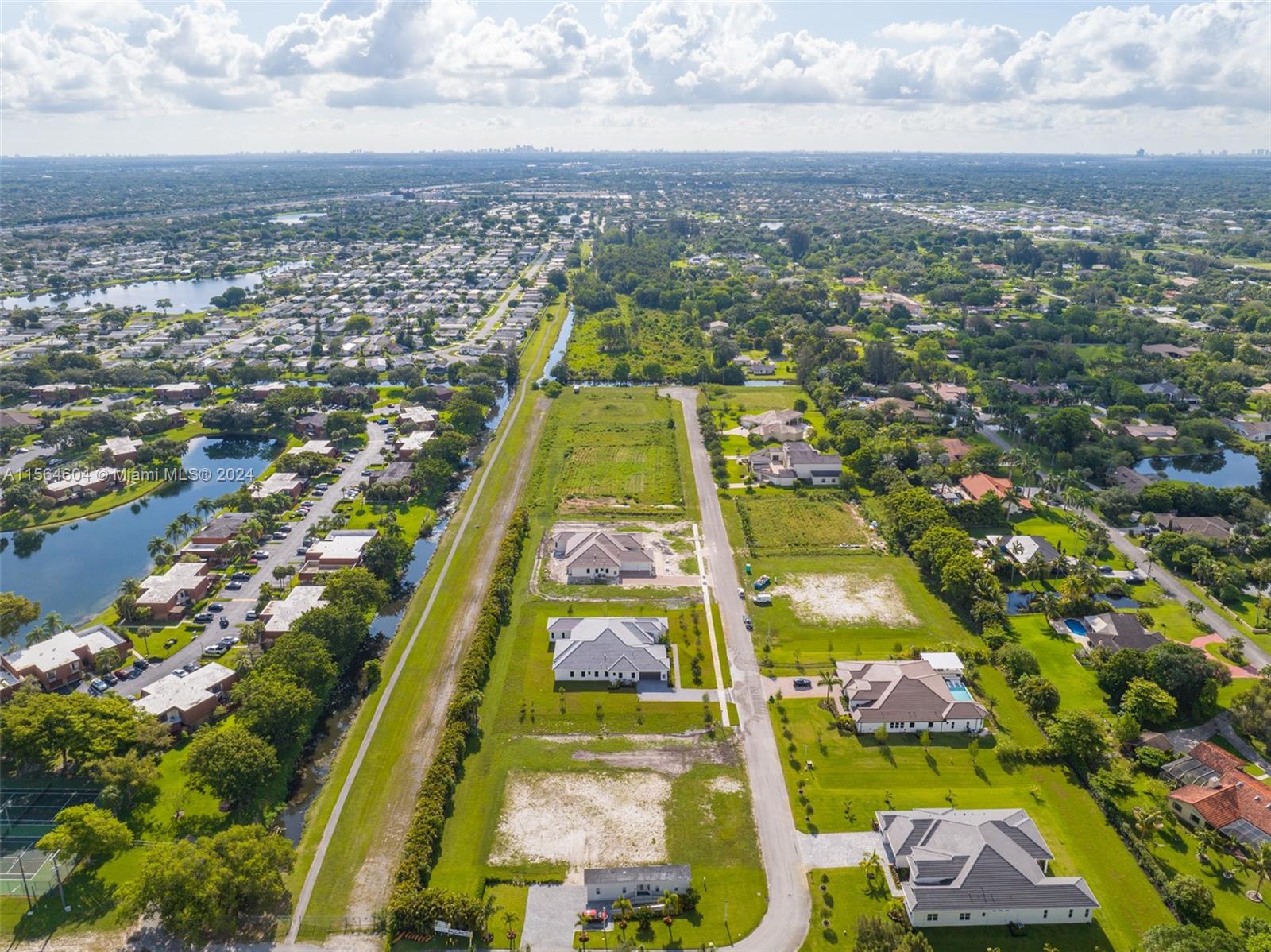 FLAMINGO RANCH ESTATES - Residential