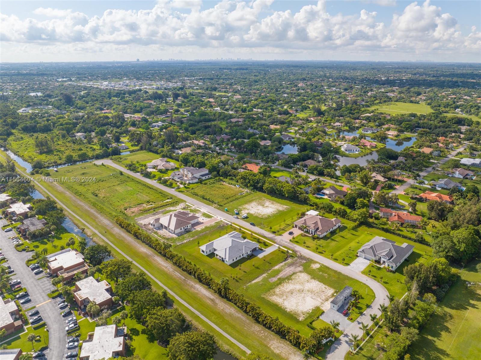 FLAMINGO RANCH ESTATES - Residential
