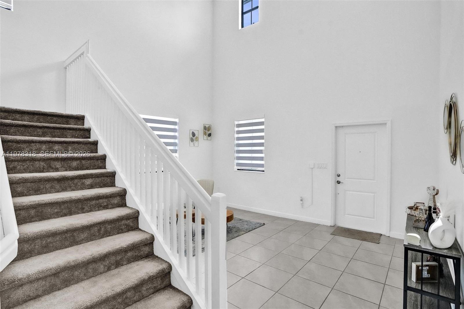 PINE ISLE - Residential