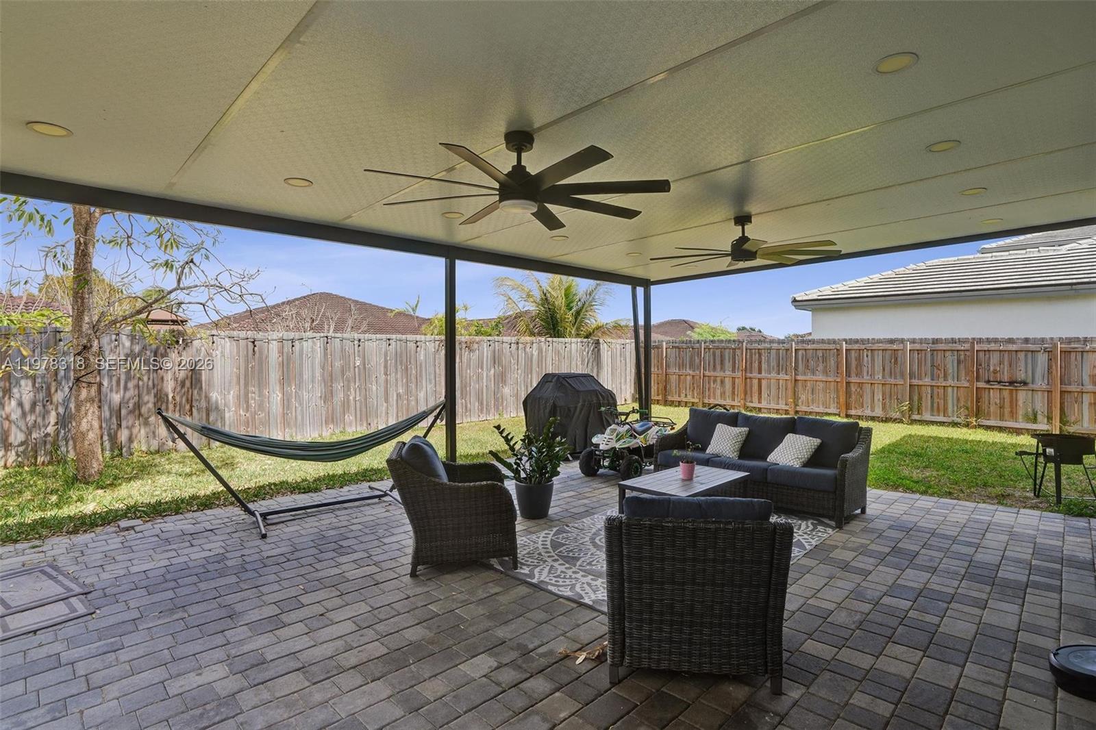 PINE ISLE - Residential