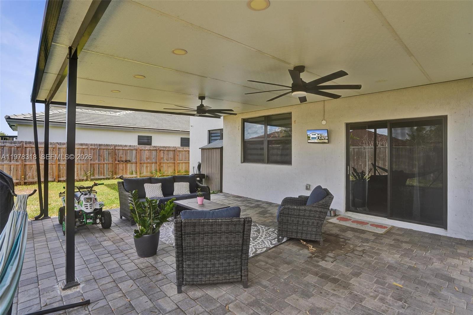 PINE ISLE - Residential