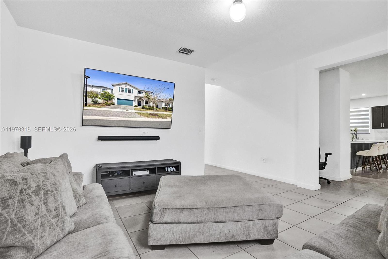 PINE ISLE - Residential