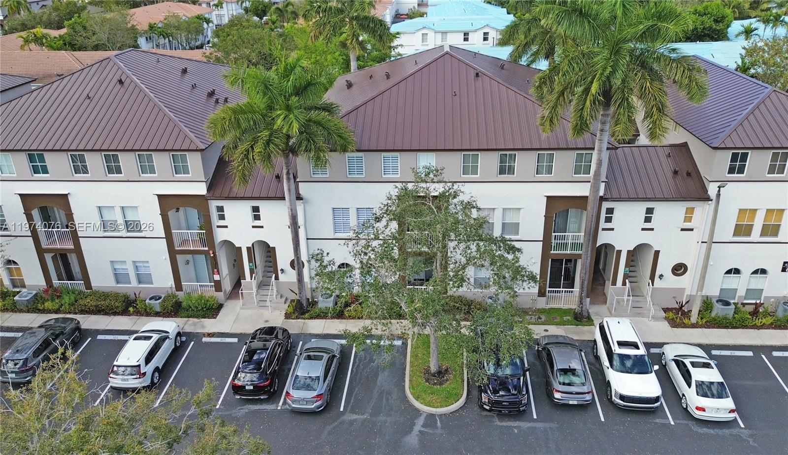 COURTYARDS TWO CONDO - Residential