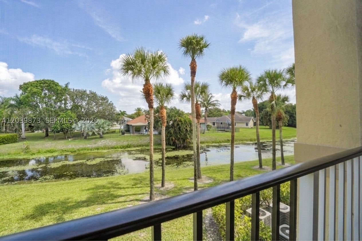 2020 Greenview Shores Blvd 109