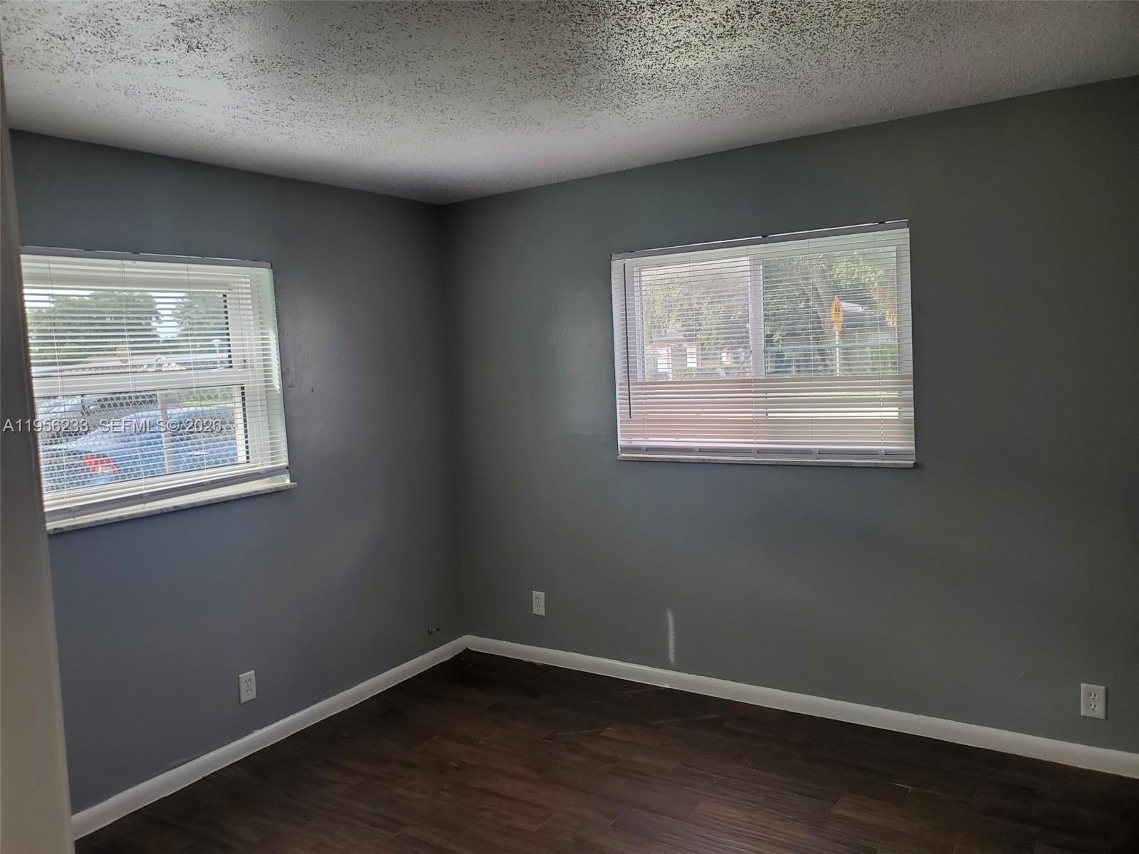 CHERRYTREE CONDO - Residential