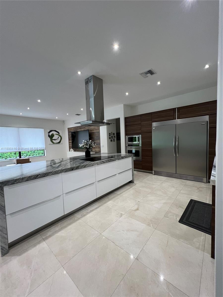 STONERIDGE LAKE ESTATES P - Residential Lease