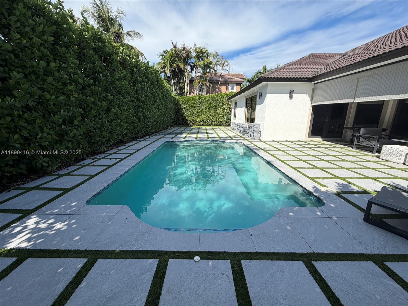 STONERIDGE LAKE ESTATES P - Residential Lease