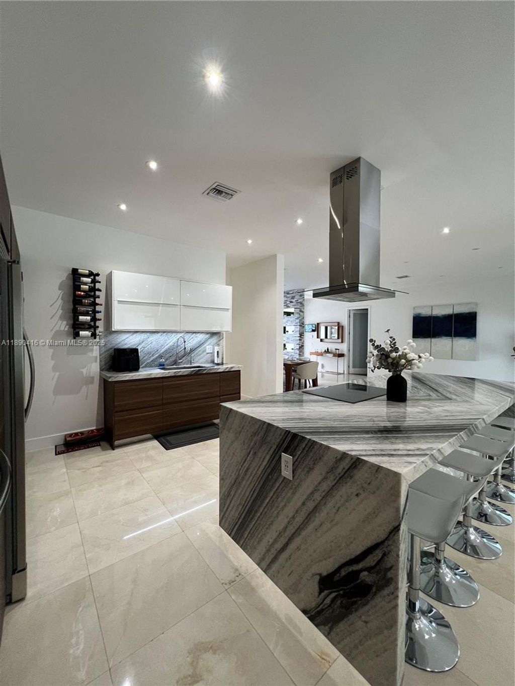 Photo of 16326 N Mariposa Cir N, Pembroke Pines, FL 33331 (MLS # A11890416)